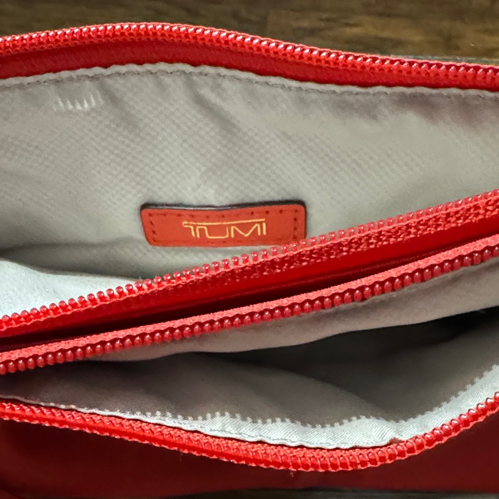 TUMI Scarlet Wristlet Clutch - Picture 3 of 4